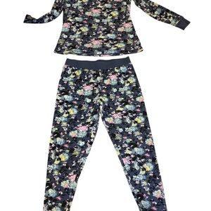 Vera Bradley Blue and Pink Floral Pajama Set